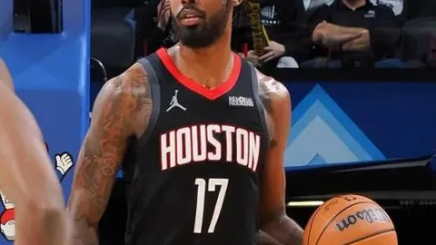 红魔与太妃糖激战成平！B费双响，库尼亚、卡塞米罗助曼联惊险平局！